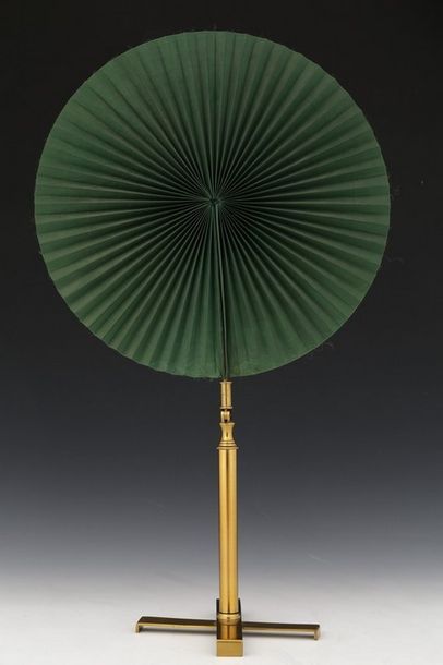 ECRAN DE LUMIÈRE 

Angleterre Epoque Victorienne...