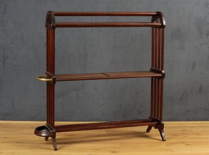 JETTE-HABITS 

Style Louis XVI - Circa 1900

Acajou

Montants...