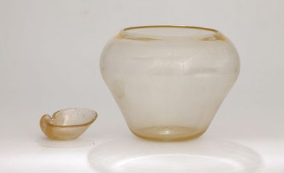 MURANO 

VASE SOUFFLÉ et COUPELLE COQUILLAGE

Verre...