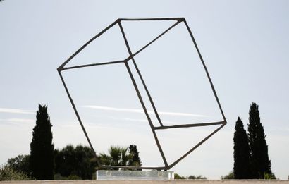 Bruno ROMEDA (1933-2017)

Sculpture géométrique

Bronze...