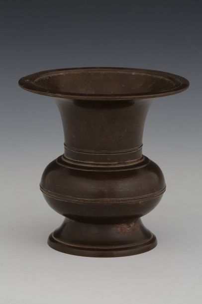 CHINE XVIIème - XVIIIème Siècle

VASE de...
