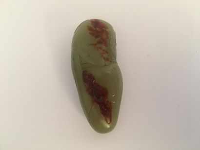 LOT composé de quatre objets en jade comprenant...