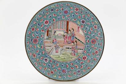 CHINE CANTON XIXème Siècle

PETIT PLAT en...