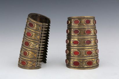 TEKKE	TURKMENIE Paire de bracelets Bilezik...