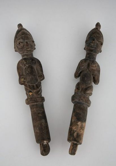 YOROUBA NIGERIA Paire de hochets du culte...