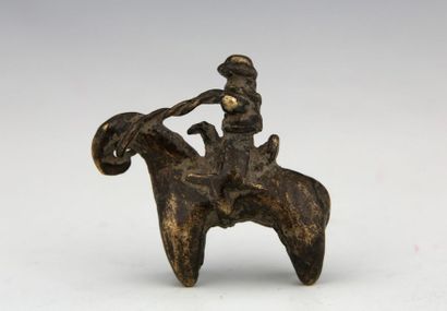 KOTOKO TCHAD Superbe petit cavalier en bronze...