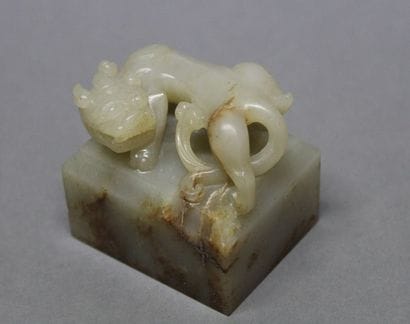 CHINE 

ELEGANT CACHET DE LETTRE en jade...