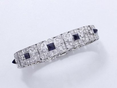 Élégant bracelet articulé en platine 850...