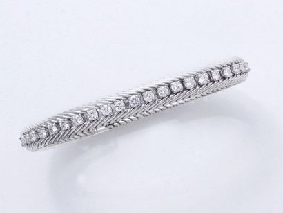 Bracelet souple en or 750 et platine 850...
