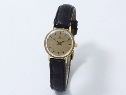 Montre bracelet de dame en or 750 millièmes,...