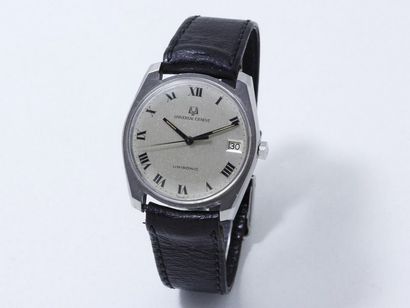 UNIVERSAL GENEVE ''UNISONIC''

Montre bracelet...