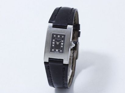CHAUMET ''STYLE RECTANGLE''

Montre bracelet...