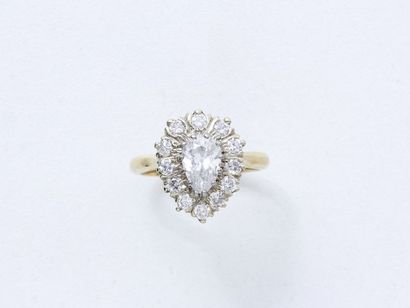 Bague en or 750 millièmes ornée d'un diamant...