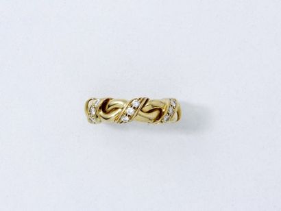 CHAUMET

Bague en or 750 millièmes, l'anneau...
