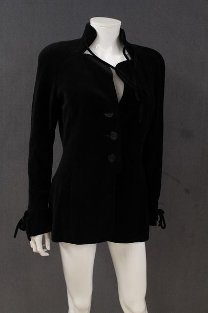 CHLOE

Veste en velours de coton noir, col...