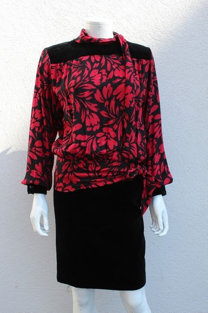 Guy LAROCHE Boutique circa 1980

Robe faux-deux-pièces...