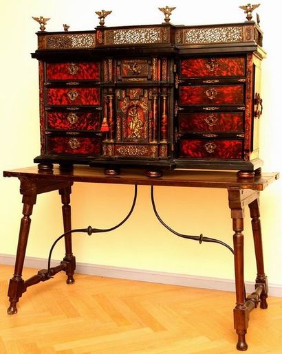 CABINET 

Travail Hispano Flamand Circa 1600...
