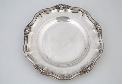 PLAT ROND mouvementé en argent Minerve 950...