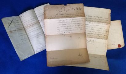 ROI DE FRANCE. Ensemble de trois documents....