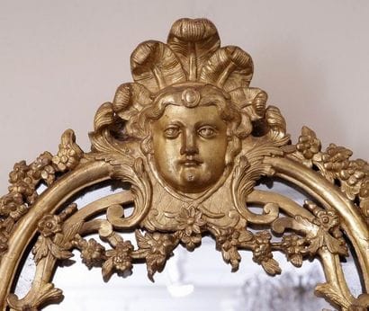 GRAND MIROIR A FRONTON A PARECLOSES

Epoque...