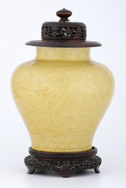 CHINE Période Kangxi (1654-1722)

PETITE...