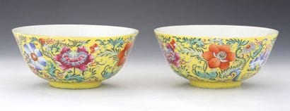 CHINE XXème Siècle 

PAIRE DE GRANDES COUPES...