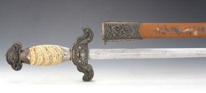 INDOCHINE Vers 1900

EPEE monture argent...