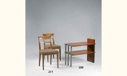 Paul DUPRÉ-LAFON. Paire de chaises en acajou;...