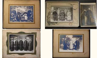 Chine
Portraits en pied de chinois, c. 1920
5...