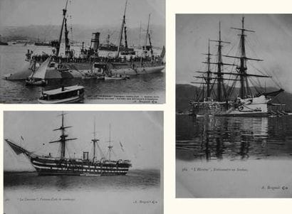 Album d'environ 620 cartes postales anciennes....