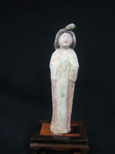 TANG (618 - 907 ap. J.C.)
Fat Lady debout,...
