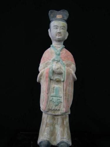 TANG (618 - 907 ap. J.C.)
Dignitaire debout,...