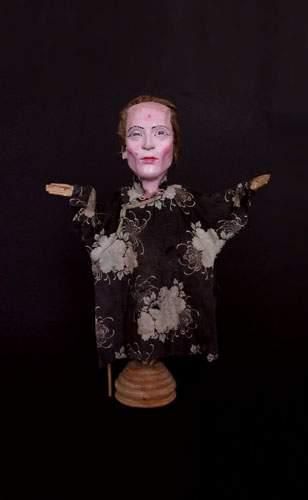 T'SING ( XIXe - XXe siècle )
Marionnette...