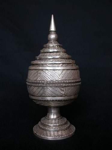 BIRMANIE - THAILANDE - LAOS - CAMBODGE
Boîte...