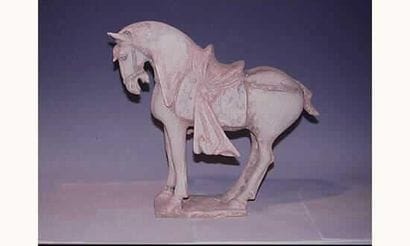 DYNASTIE TANG

Figurant cheval richement...