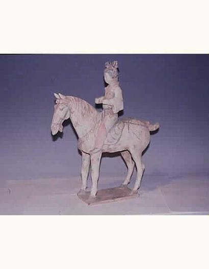 DYNASTIE TANG

Jeune fille de la cour impériale...