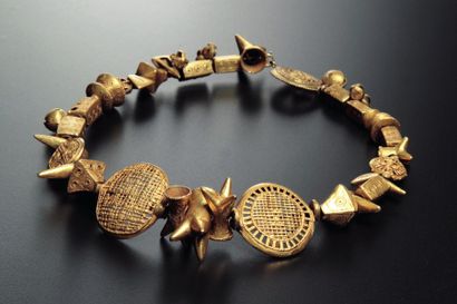 Collier Akan Côte d'Ivoire Or à bas-titre...