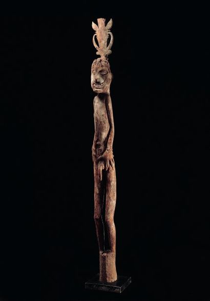 Poteau funéraire Hampatong Dayak Bornéo Bois...