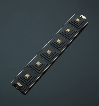 René Boivin. Année 2005
Pièce unique. Bracelet...