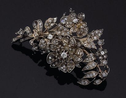 Broche trembleuse représentant une branche...
