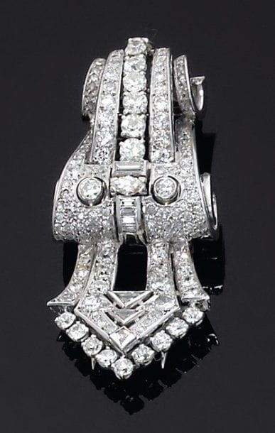 Boucheron. Années 1935
Grand clip de revers...