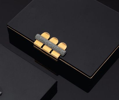 Van Cleef & Arpels. Années 1935
Minaudiere...