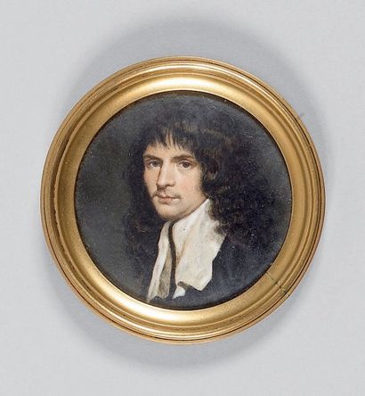 Miniature ronde sur ivoire Portrait d'homme...