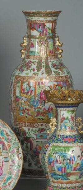 Grand vase en porcelaine de Chine à décor...