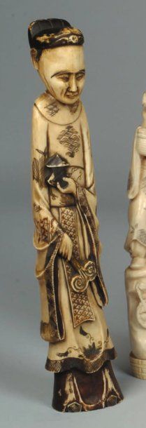 Statuette de sage en ivoire marin oriental....