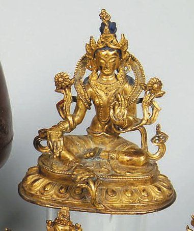 Tara assise sur le lotus Bronze doré. Travail...