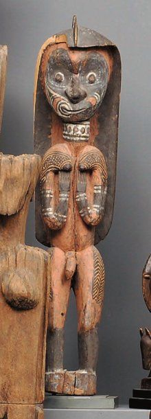 Personnage sculpté Océanie Bois polychrome...