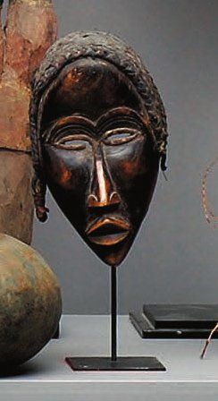 Masque Dan Côte d'Ivoire Bois sculpté à patine....