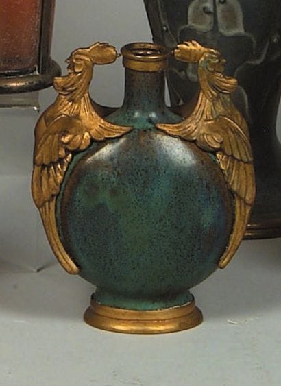 Art Nouveau Vase gourde en grès recouvert...