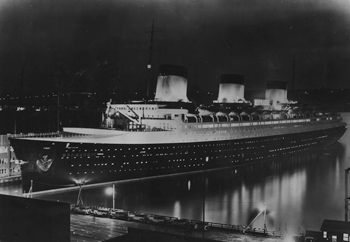 Enchères photos - Dîner de gala à bord du Normandie. 30 juin 1935 à New-York. 